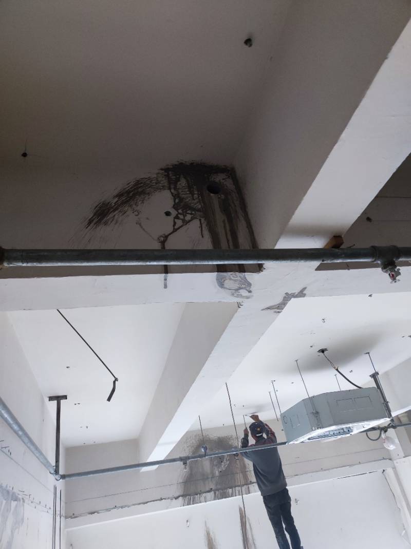 濠河风景名胜区名都广场步行街 店面 施工照片