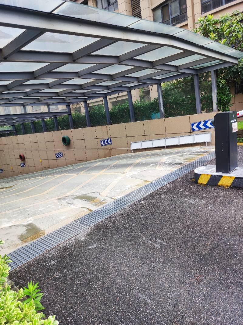 南通沙家圩花苑 汽车坡道 施工照片