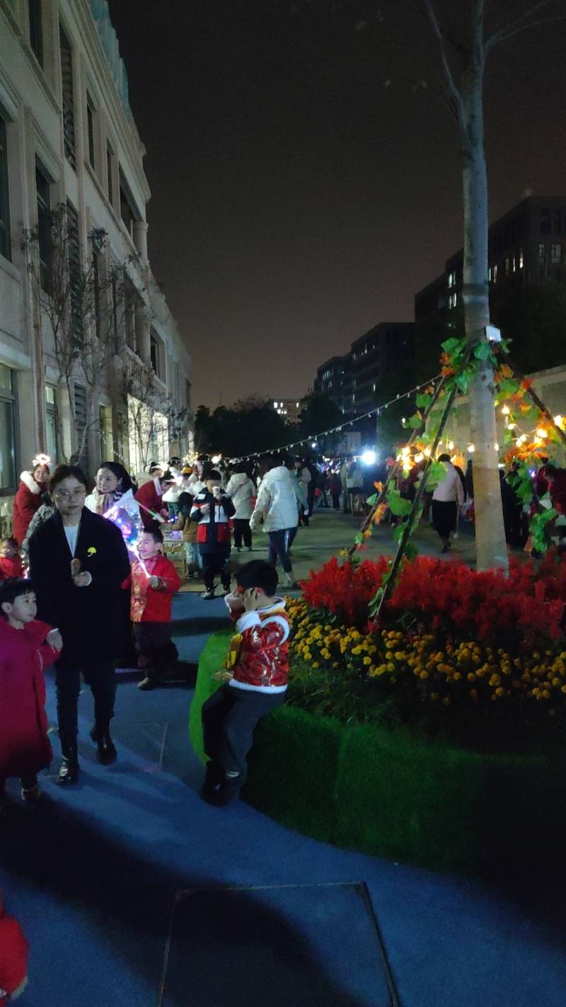 咿呀优花城幼儿园新年庙会活动