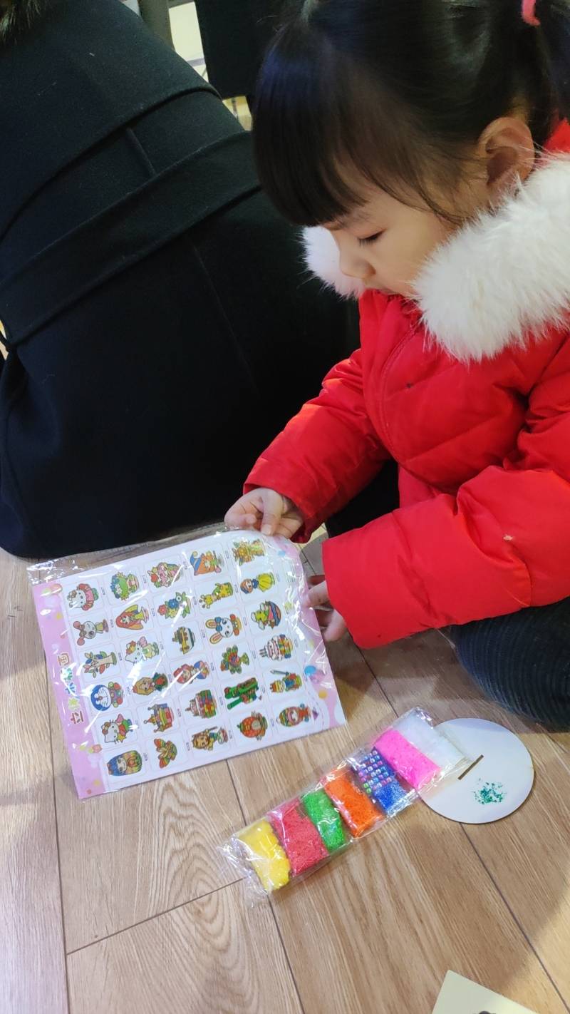咿呀优花城幼儿园新年庙会活动