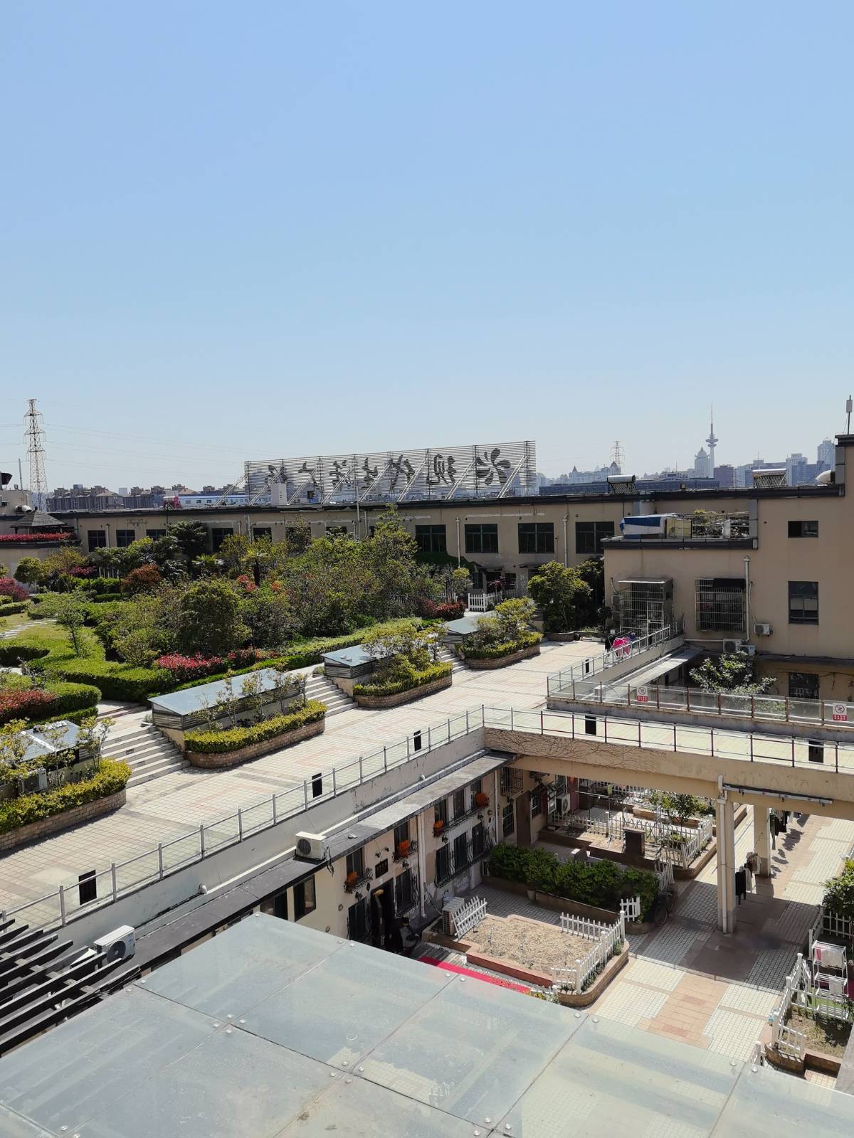 南通现代生活广场