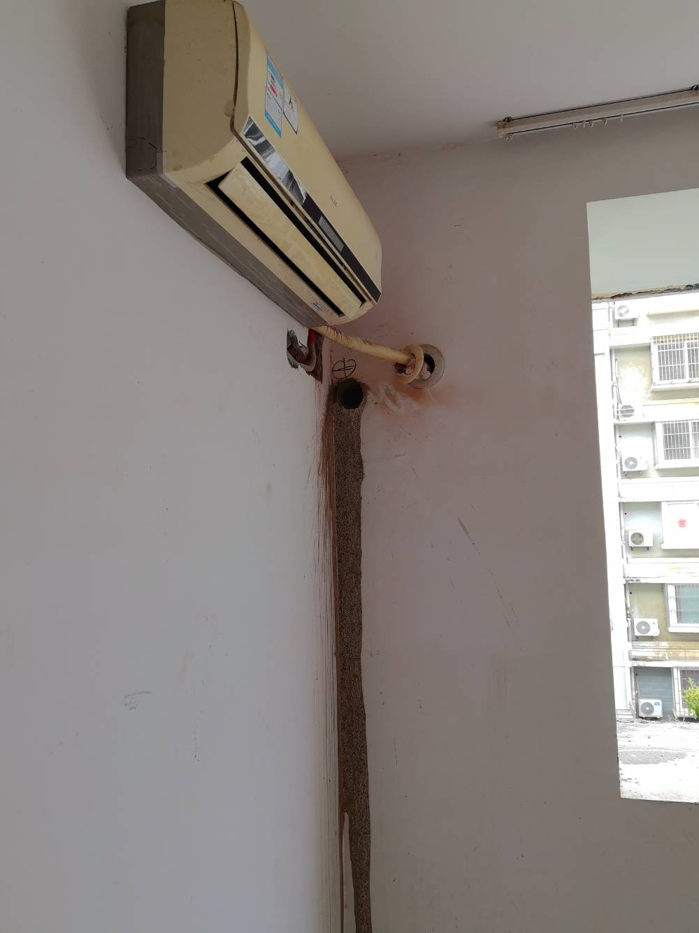 南通春晖花苑 5*-305 施工照片