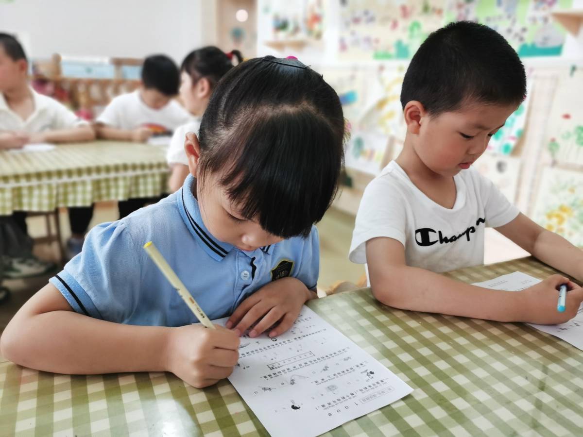 我们的红歌表演《名字叫中国》，棒棒哒