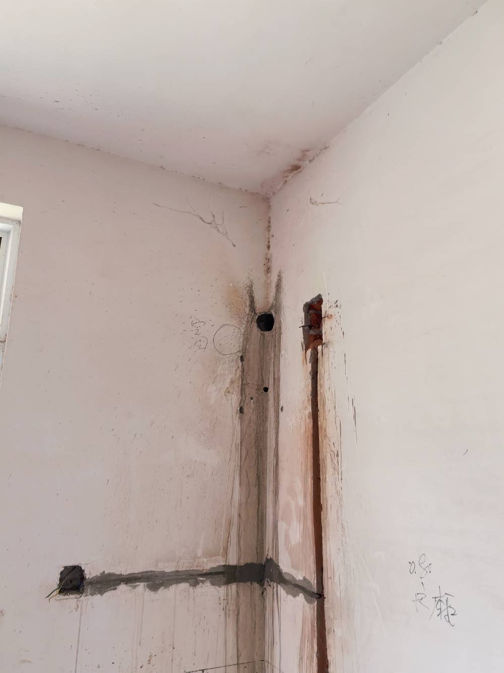 南通源兴花苑 6*-504 施工照片