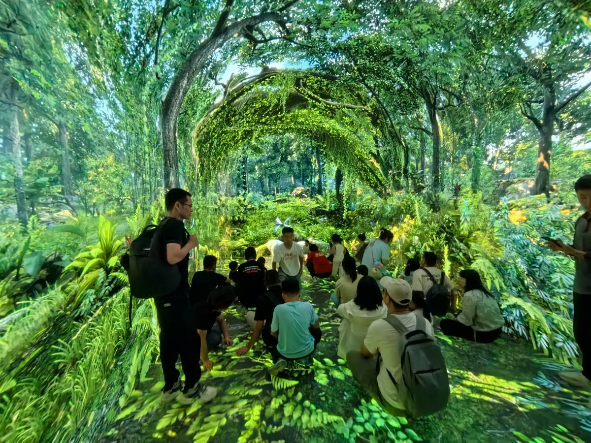 小丫头的恐龙园之约:从南通出发的周末狂欢