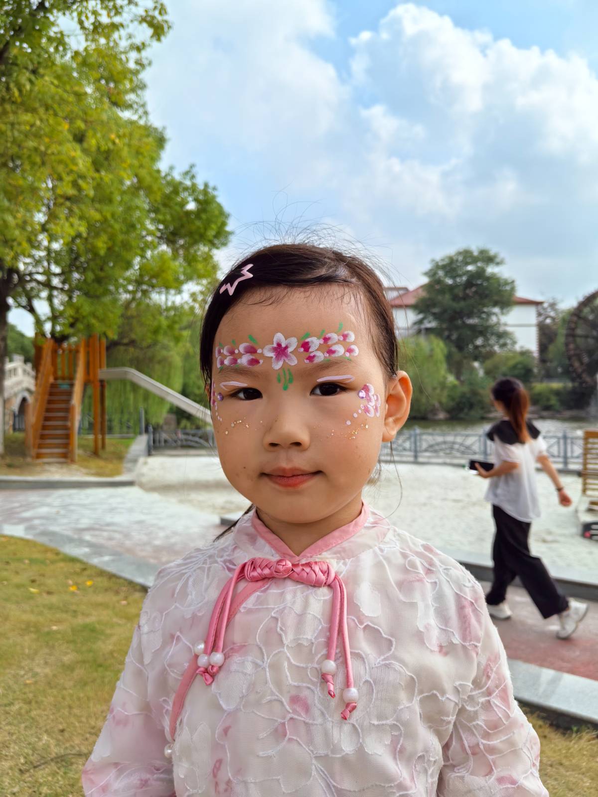 奇妙农场西游季：姐妹花的游戏与游乐狂欢全记录