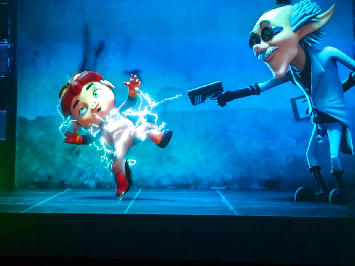 带娃日常|一半是影院欢笑,一半是书桌星光