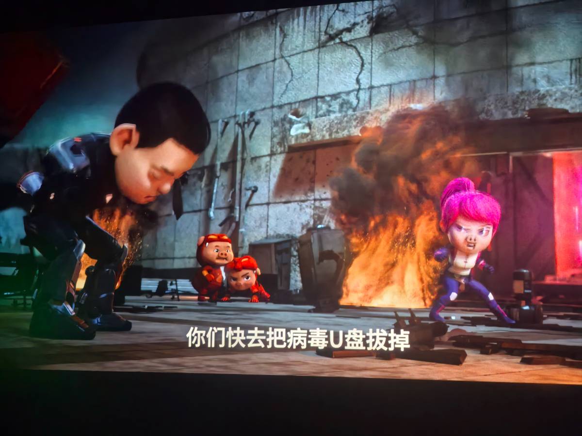 带娃日常|一半是影院欢笑,一半是书桌星光