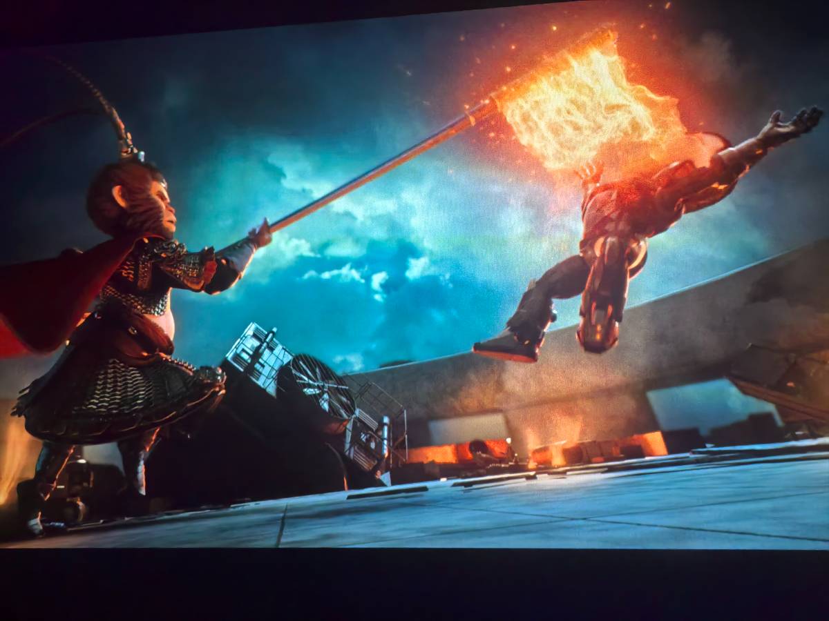 带娃日常|一半是影院欢笑,一半是书桌星光