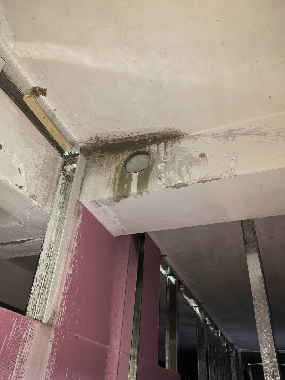 滨河东城 1*-201 施工照片