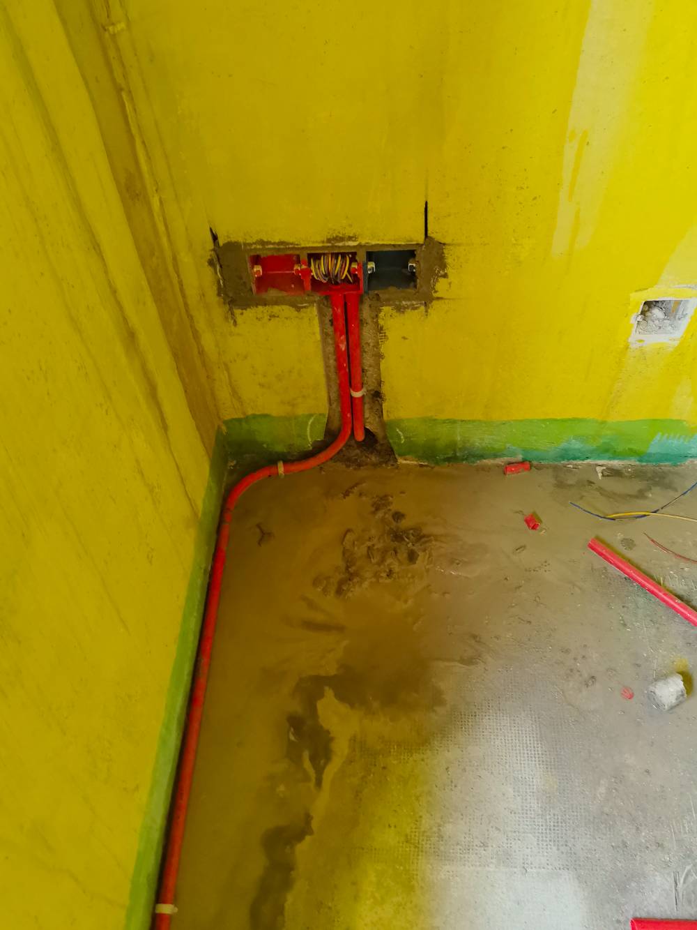 南通绿地新里城 8*-3303 施工照片